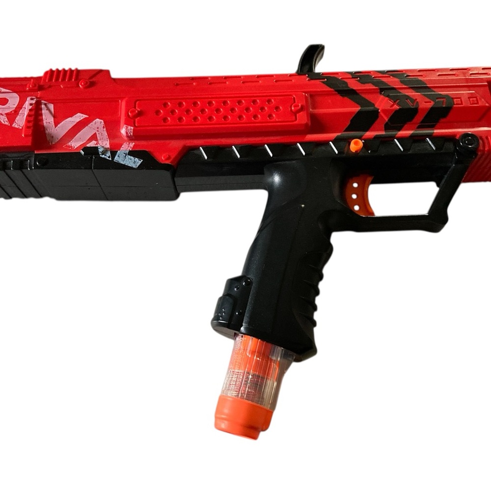 Nerf Rival Ball Shooting Toy Gun Hasbro Comes with 7 Balls Spring Action
